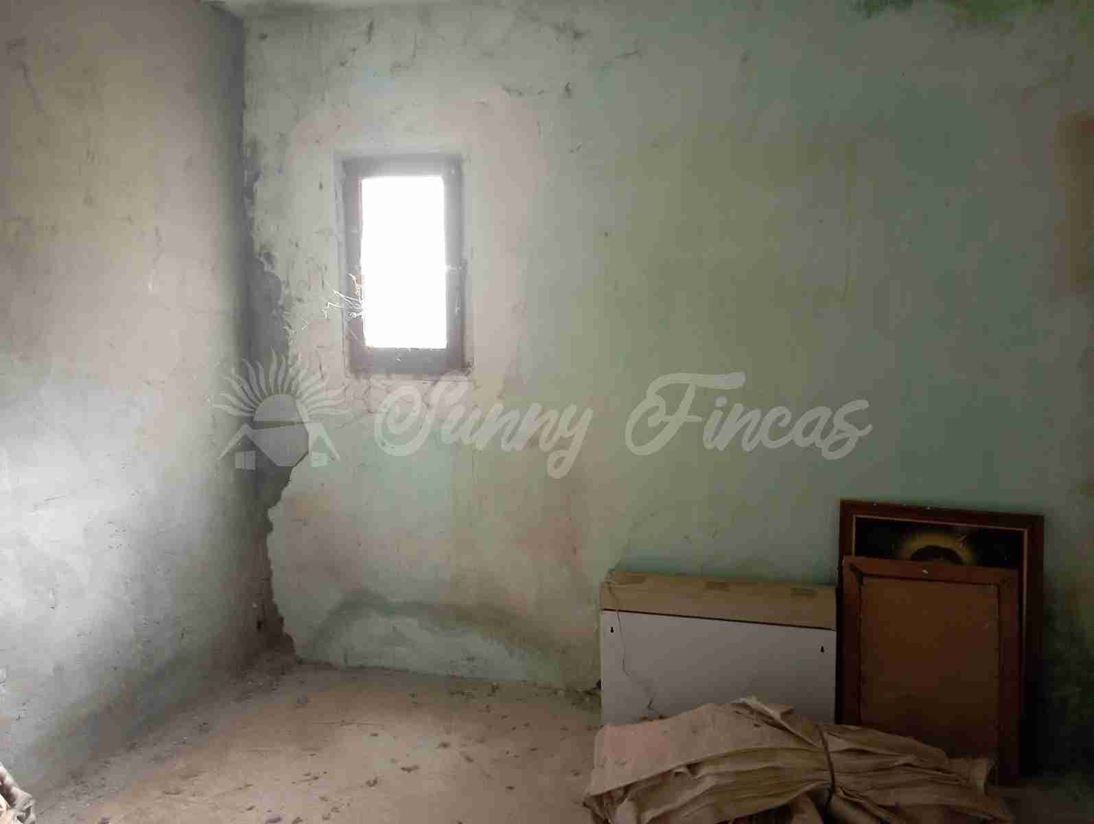 Finca/Herregård til salgs i Yecla - € 39 000 (Ref: 8594398)