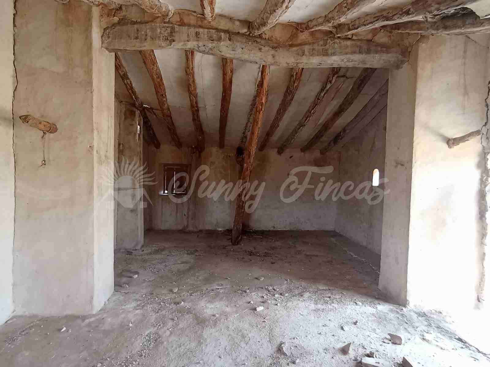 Finca/Herregård til salgs i Yecla - € 39 000 (Ref: 8594398)