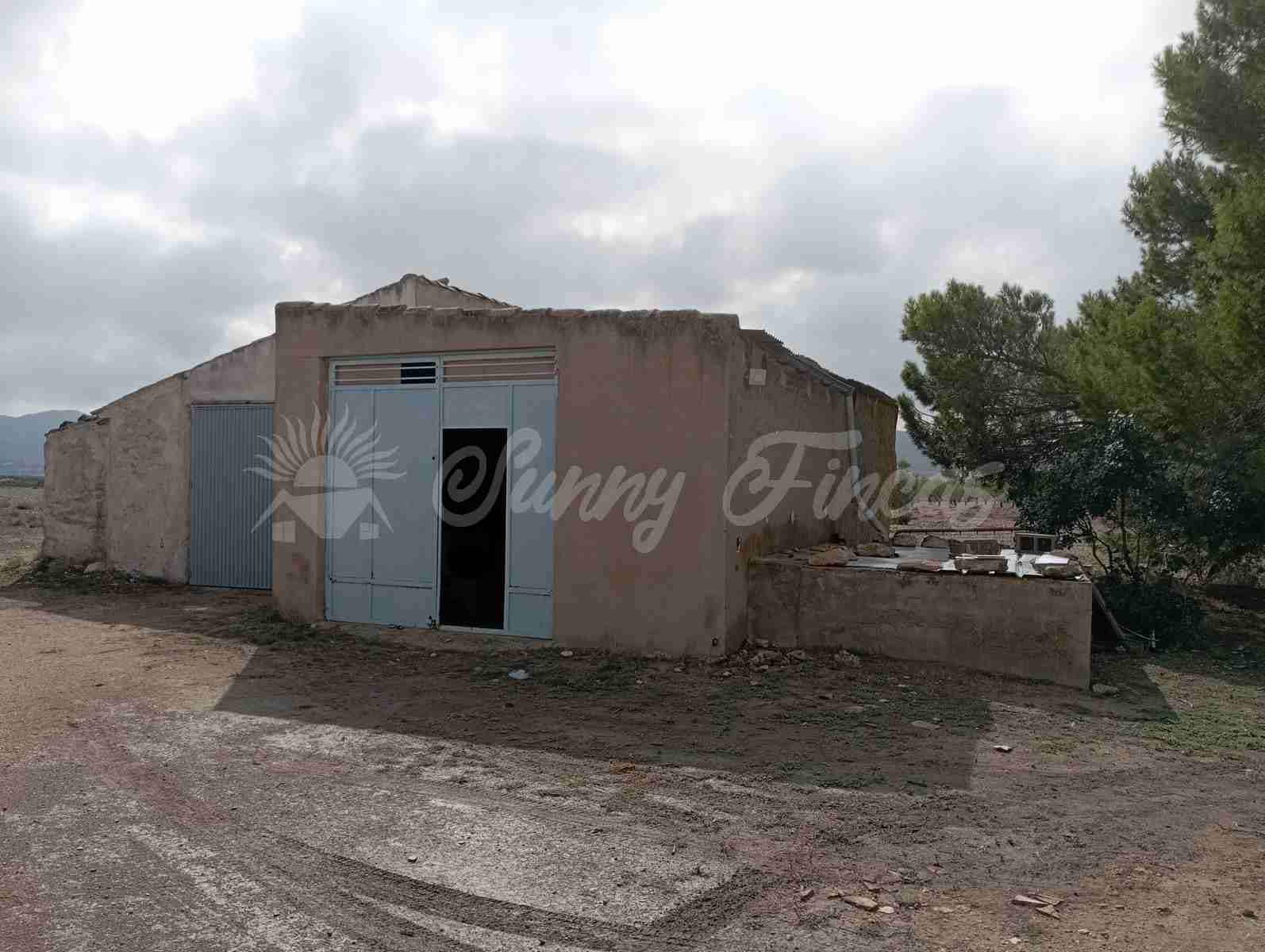 Finca/Herregård til salgs i Yecla - € 39 000 (Ref: 8594398)