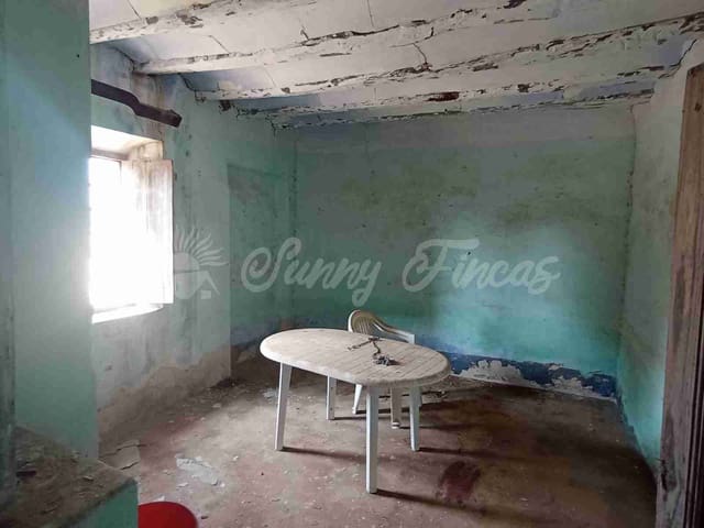 Finca/Herregård til salgs i Yecla - € 39 000 (Ref: 8594398)