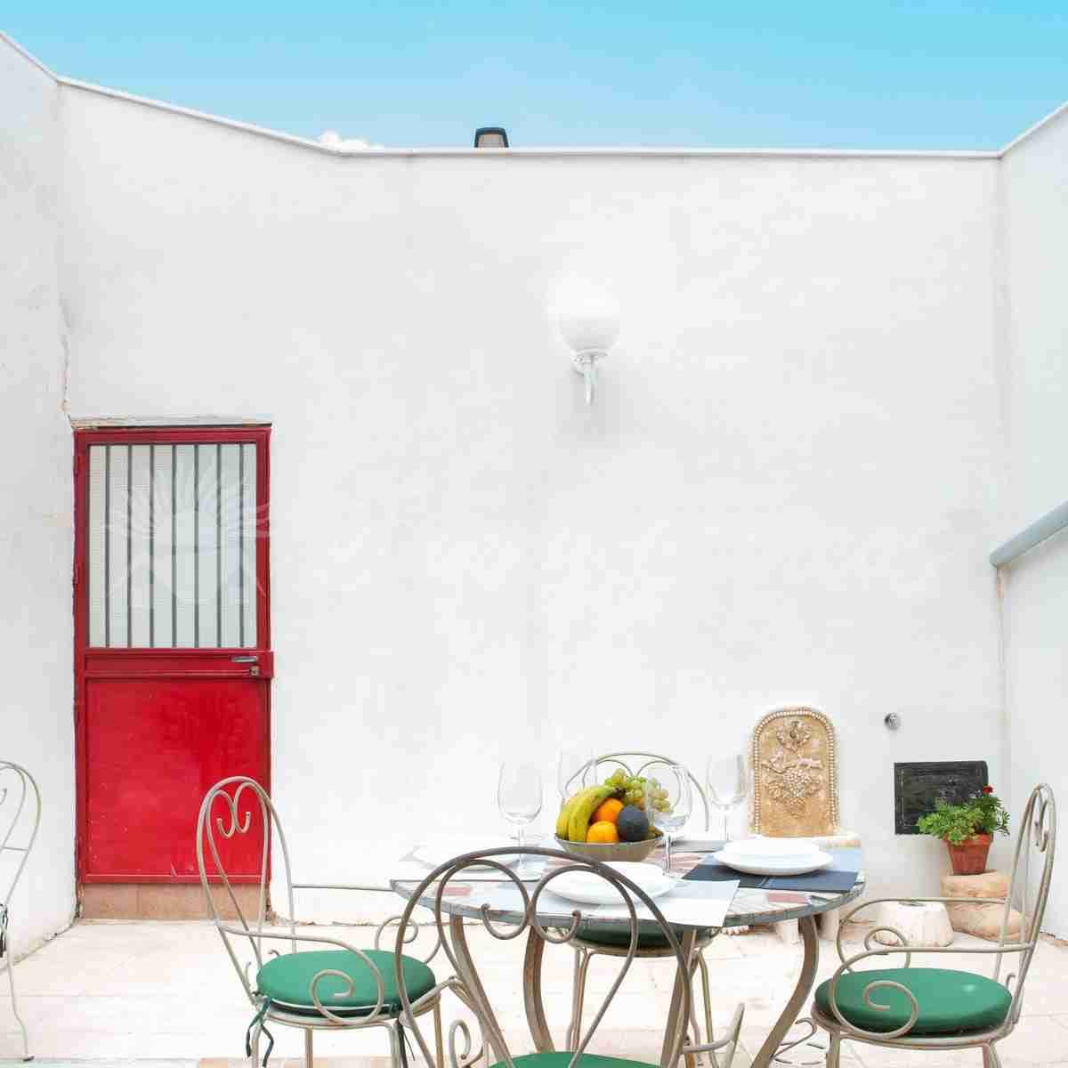 4 bedroom Guesthouse/B & B for sale in Raspay - € 140,000 (Ref: 8734767)