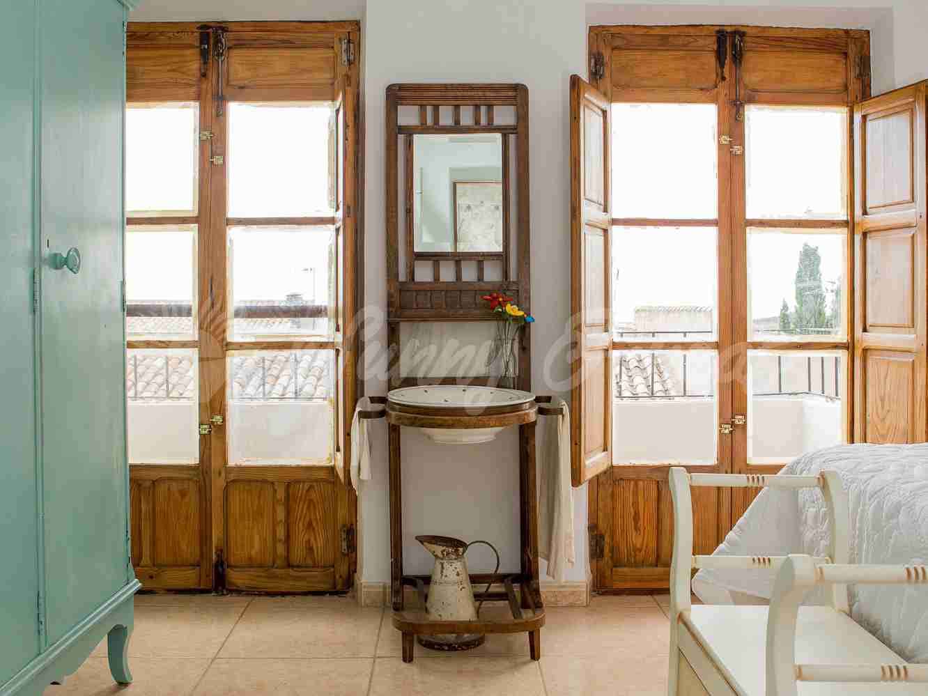 4 bedroom Guesthouse/B & B for sale in Raspay - € 140,000 (Ref: 8734767)