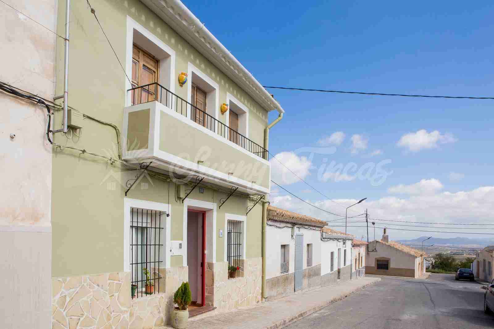 4 bedroom Guesthouse/B & B for sale in Raspay - € 140,000 (Ref: 8734767)