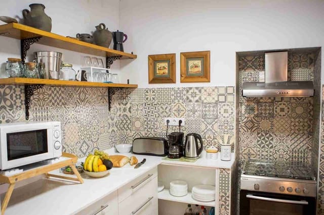 4 Zimmer Pension zu verkaufen in Raspay, Yecla - 140.000 € (Ref: 8734767)