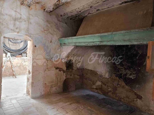 4 sovrum Finca/Hus på landet till salu i Yecla med garage - 49 900 € (Ref: 8953949)