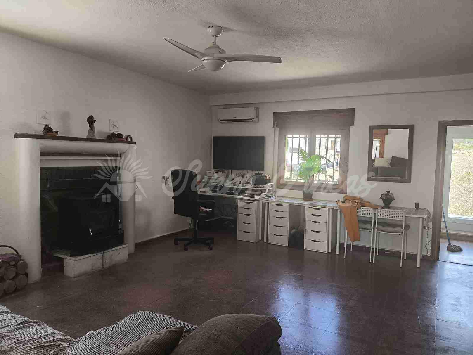 2 bedroom Finca/Country House for sale in Yecla with pool garage - € 250,000 (Ref: 8954851)