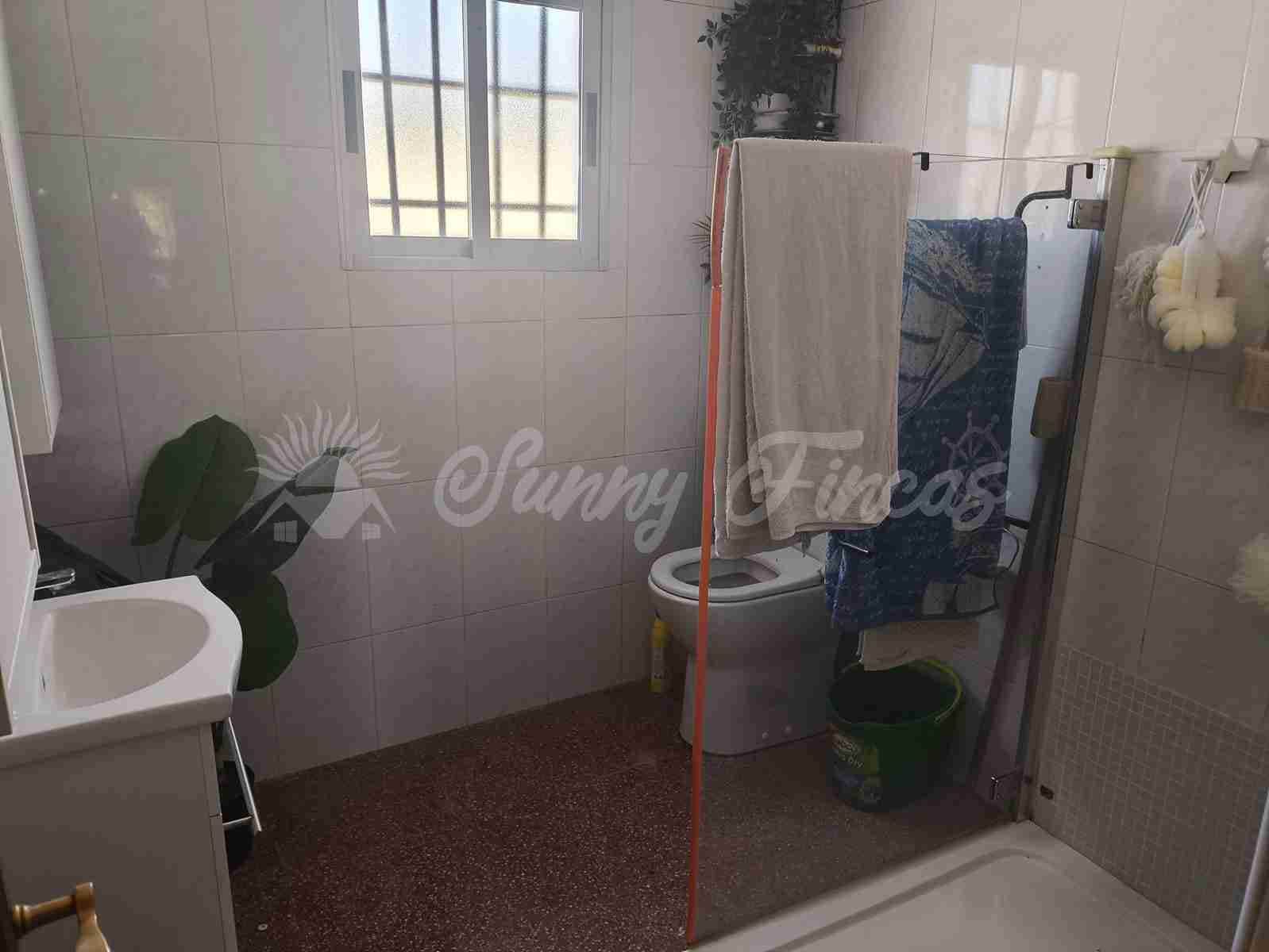 2 bedroom Finca/Country House for sale in Yecla with pool garage - € 250,000 (Ref: 8954851)