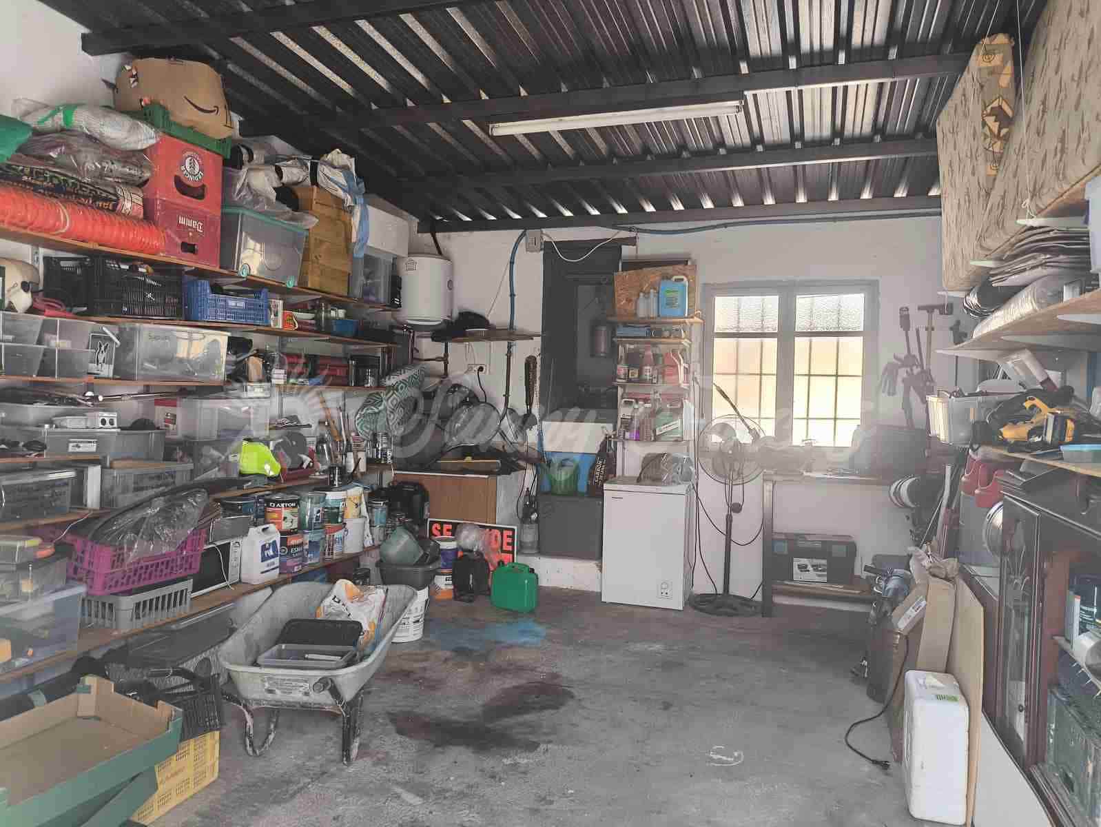 2 bedroom Finca/Country House for sale in Yecla with pool garage - € 250,000 (Ref: 8954851)