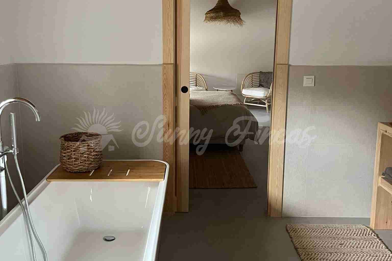 Pensión/Hostal de 5 habitaciones en Almansa en venta con garaje - 799.000 € (Ref: 9006344)