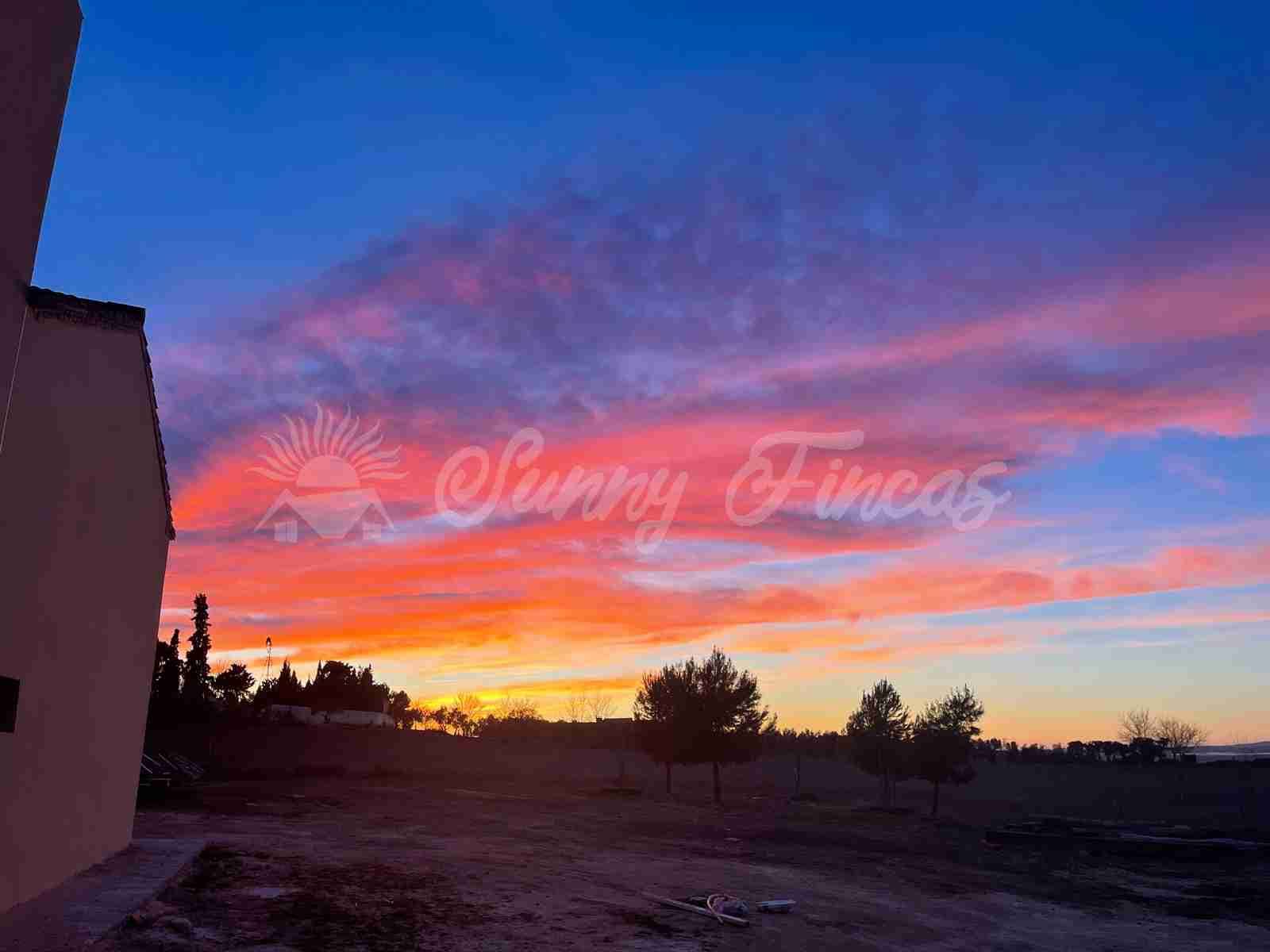 Pensión/Hostal de 5 habitaciones en Almansa en venta con garaje - 799.000 € (Ref: 9006344)