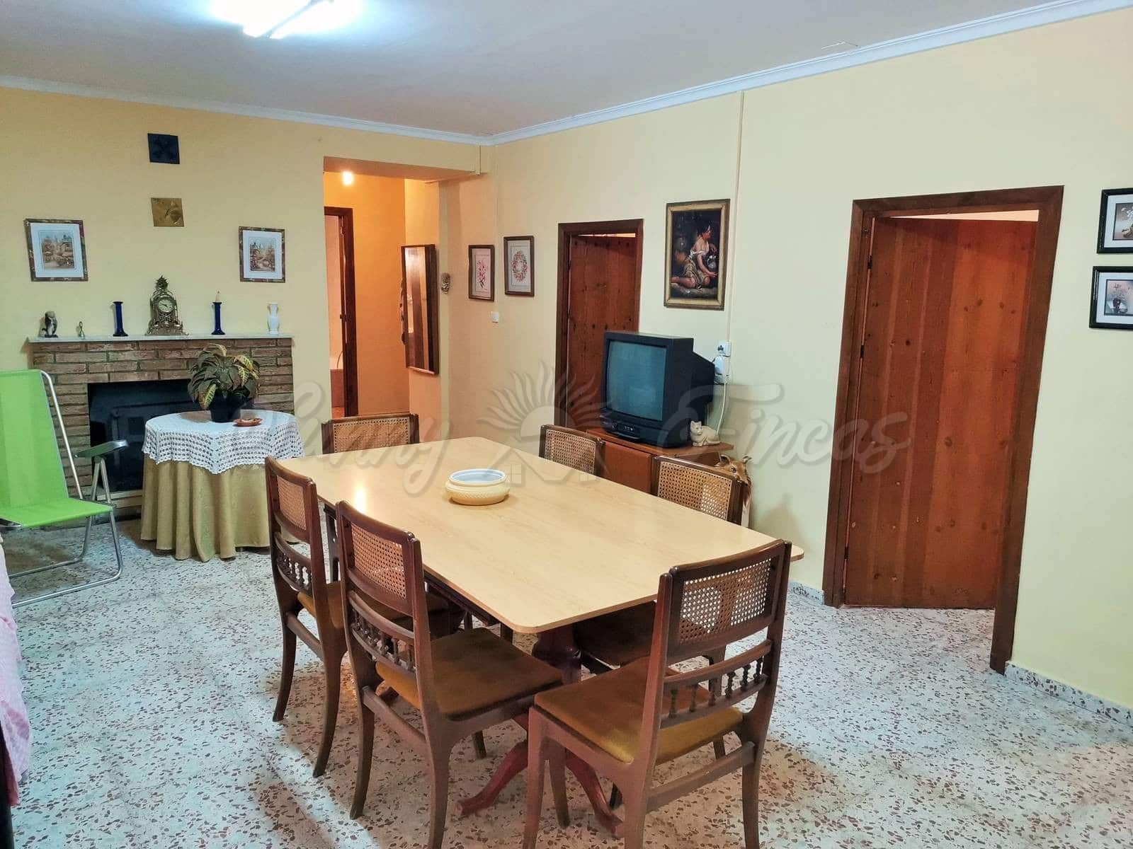 5 camera da letto Finca/Casa di Campagna in vendita in Yecla con piscina garage - 219.000 € (Rif: 9006552)