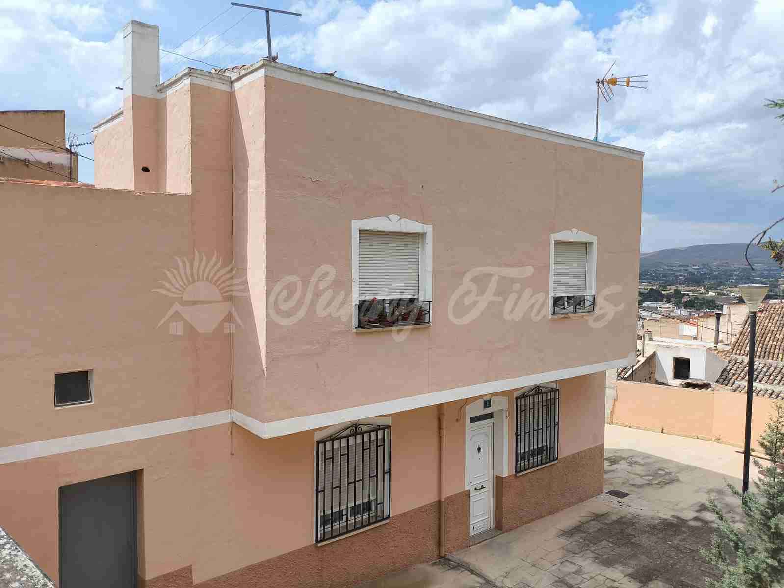 3 soveværelse Byhus til salg i Yecla med garage - € 99.000 (Ref: 9032626)