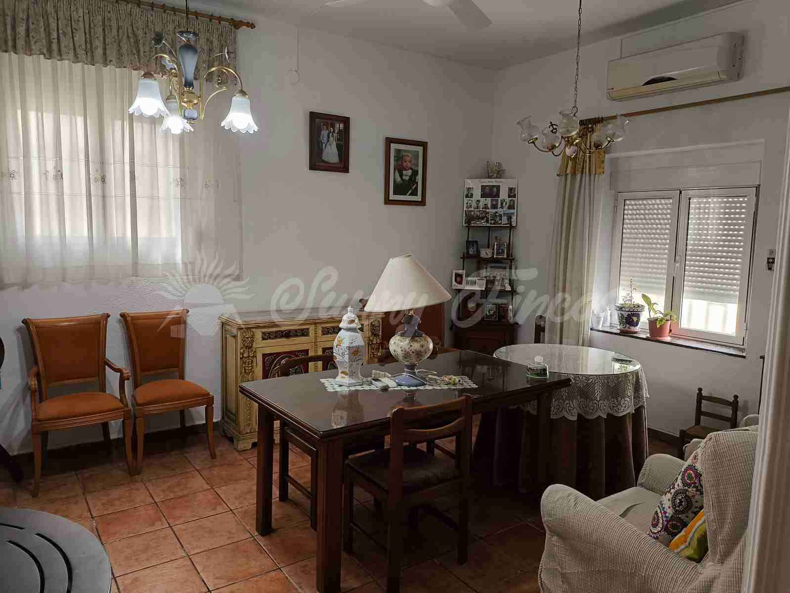 3 soveværelse Byhus til salg i Yecla med garage - € 99.000 (Ref: 9032626)