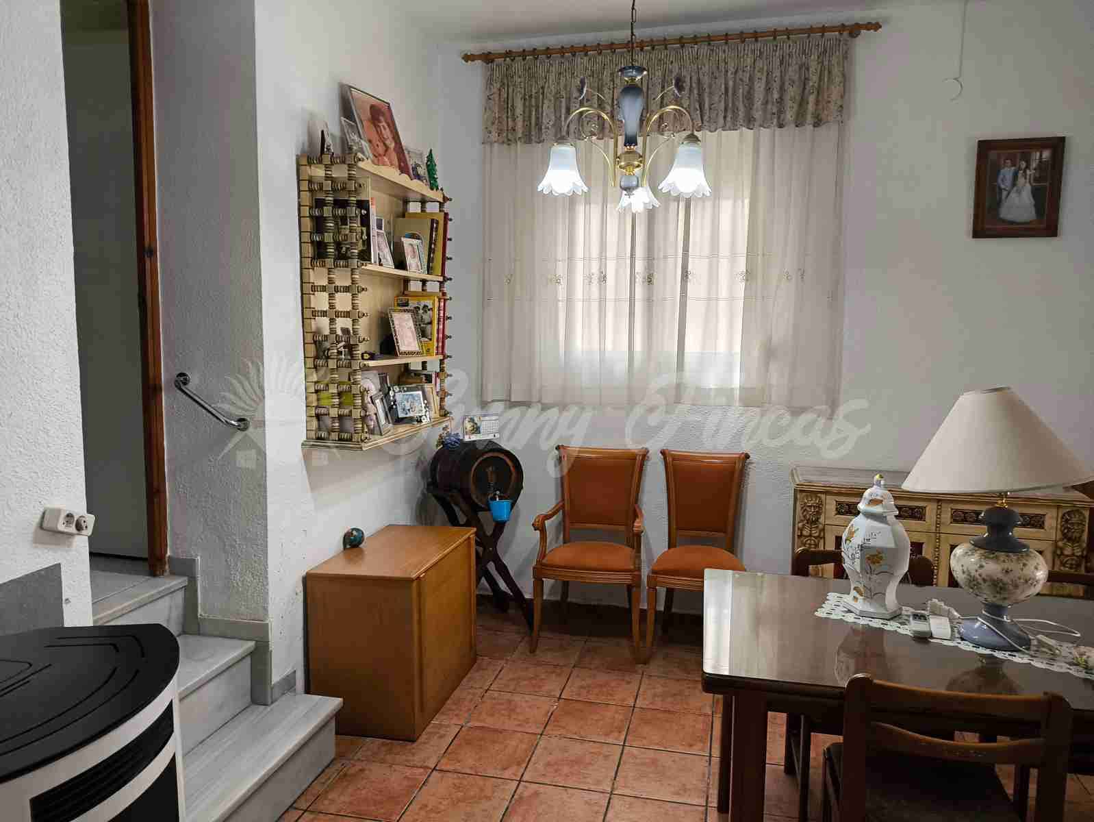 3 soveværelse Byhus til salg i Yecla med garage - € 99.000 (Ref: 9032626)