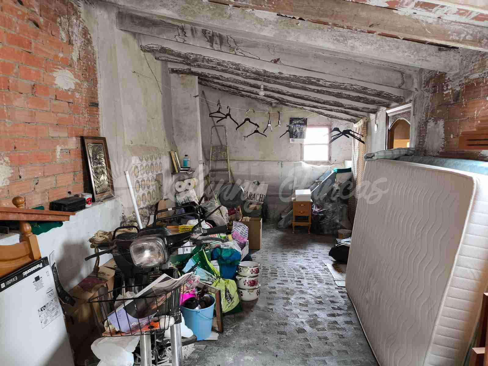 3 soveværelse Byhus til salg i Yecla med garage - € 99.000 (Ref: 9032626)