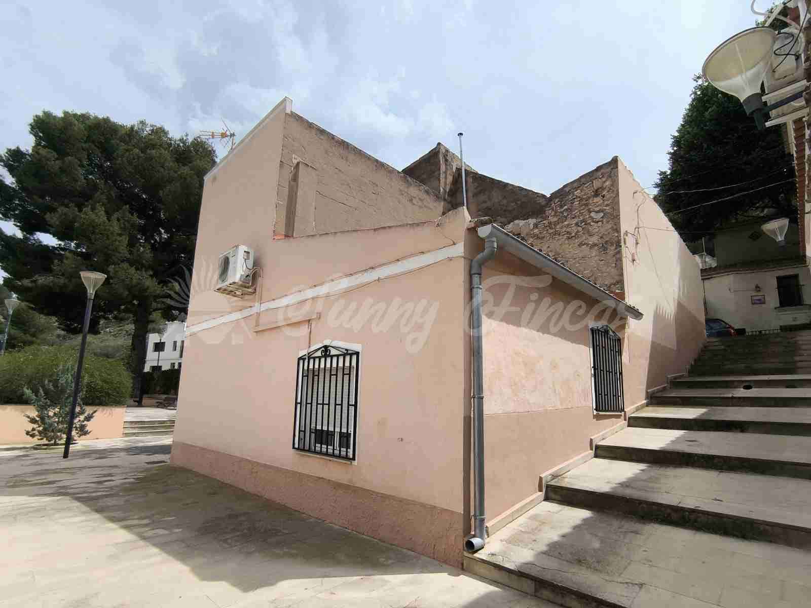 3 soveværelse Byhus til salg i Yecla med garage - € 99.000 (Ref: 9032626)