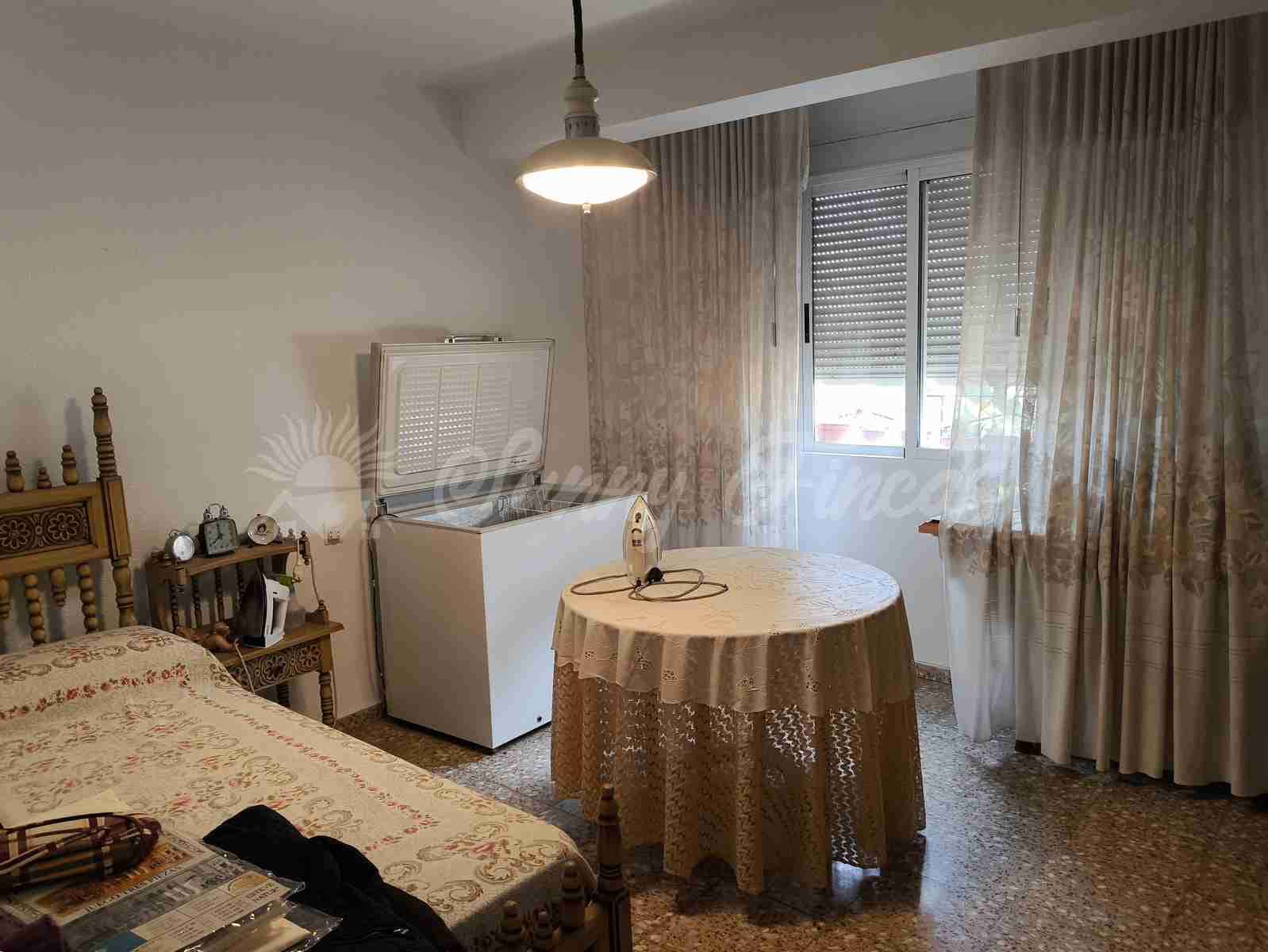 3 soveværelse Byhus til salg i Yecla med garage - € 99.000 (Ref: 9032626)