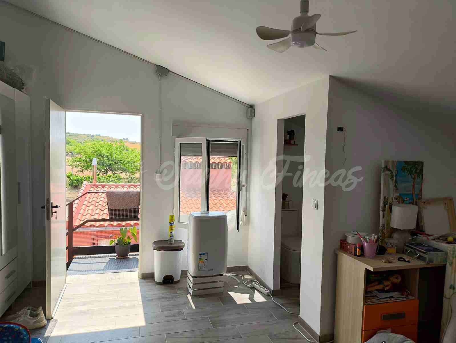 5 camera da letto Finca/Casa di Campagna in vendita in Almansa - 199.000 € (Rif: 9033288)