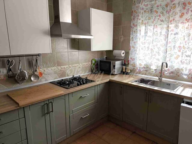 5 slaapkamer Finca/Landhuis te koop in Almansa - € 199.000 (Ref: 9033288)