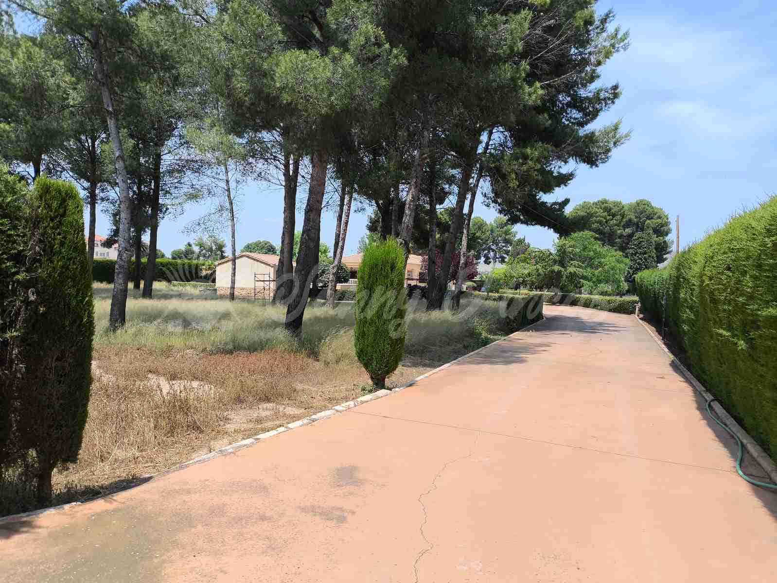 4 soveværelse Rækkehus til salg i Yecla med swimmingpool garage - € 325.000 (Ref: 9033553)