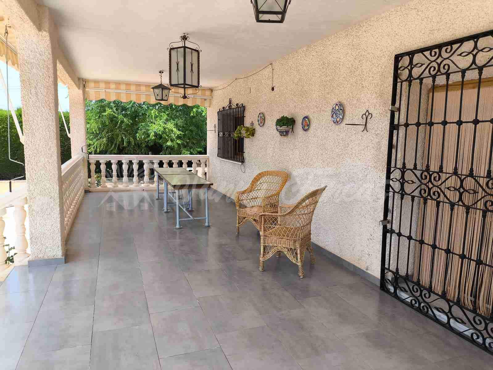 4 soveværelse Rækkehus til salg i Yecla med swimmingpool garage - € 325.000 (Ref: 9033553)