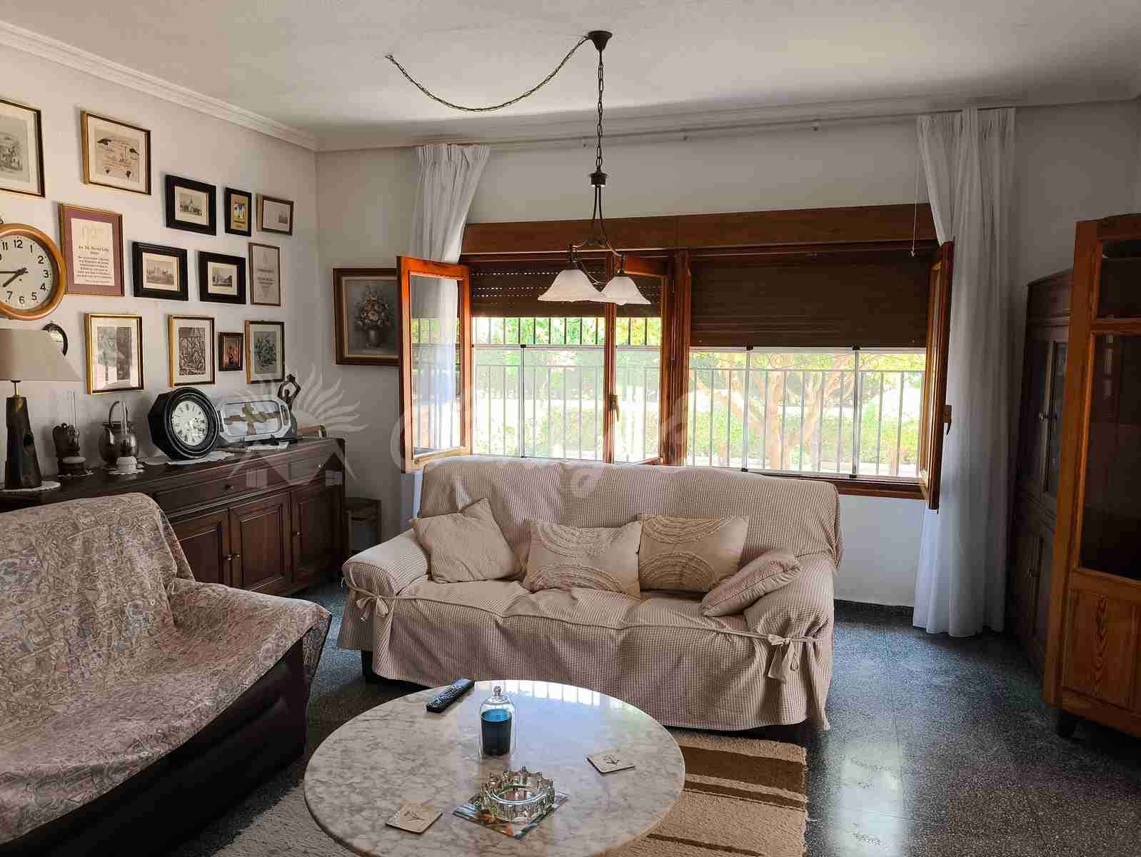 4 soveværelse Rækkehus til salg i Yecla med swimmingpool garage - € 325.000 (Ref: 9033553)