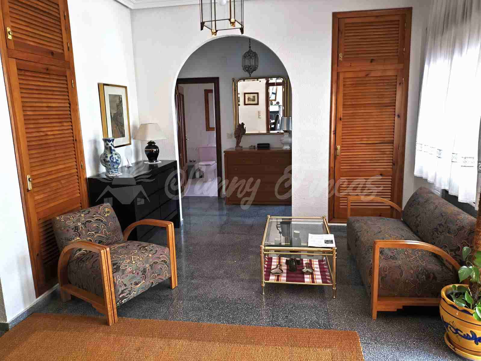 4 soveværelse Rækkehus til salg i Yecla med swimmingpool garage - € 325.000 (Ref: 9033553)