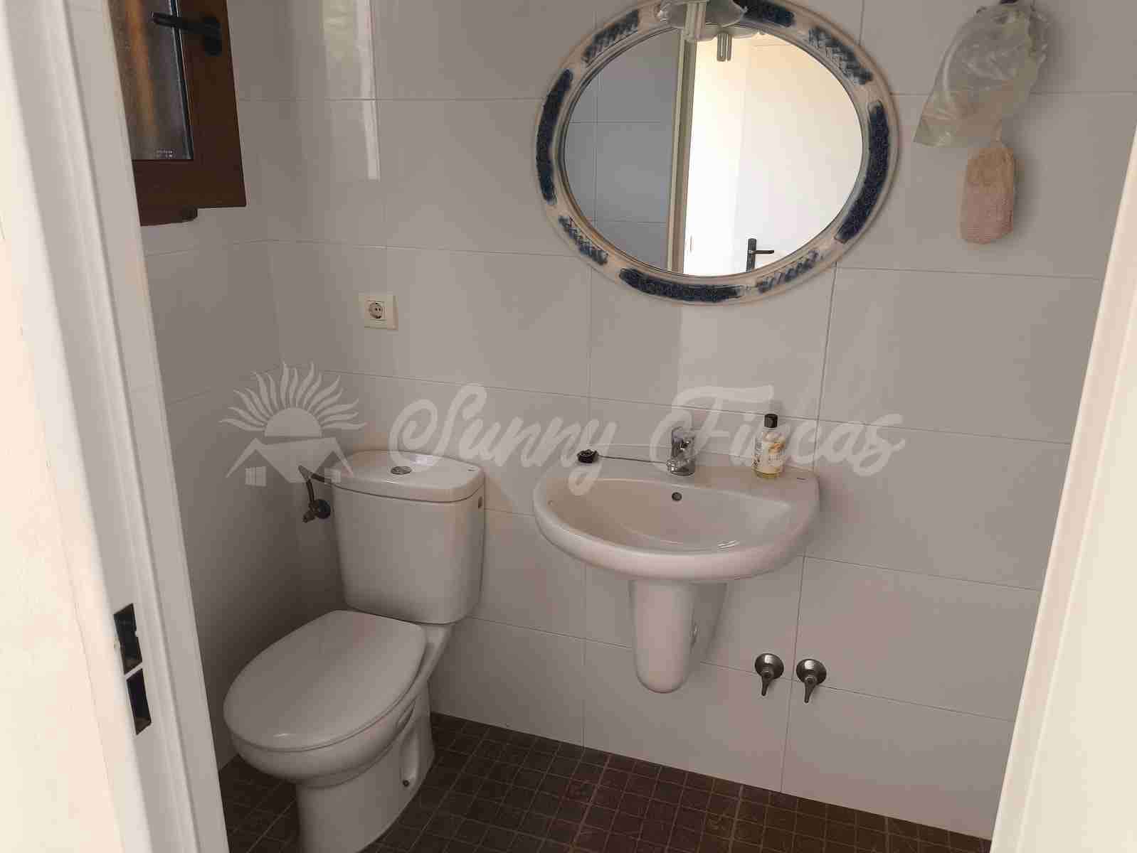 4 soveværelse Rækkehus til salg i Yecla med swimmingpool garage - € 325.000 (Ref: 9033553)