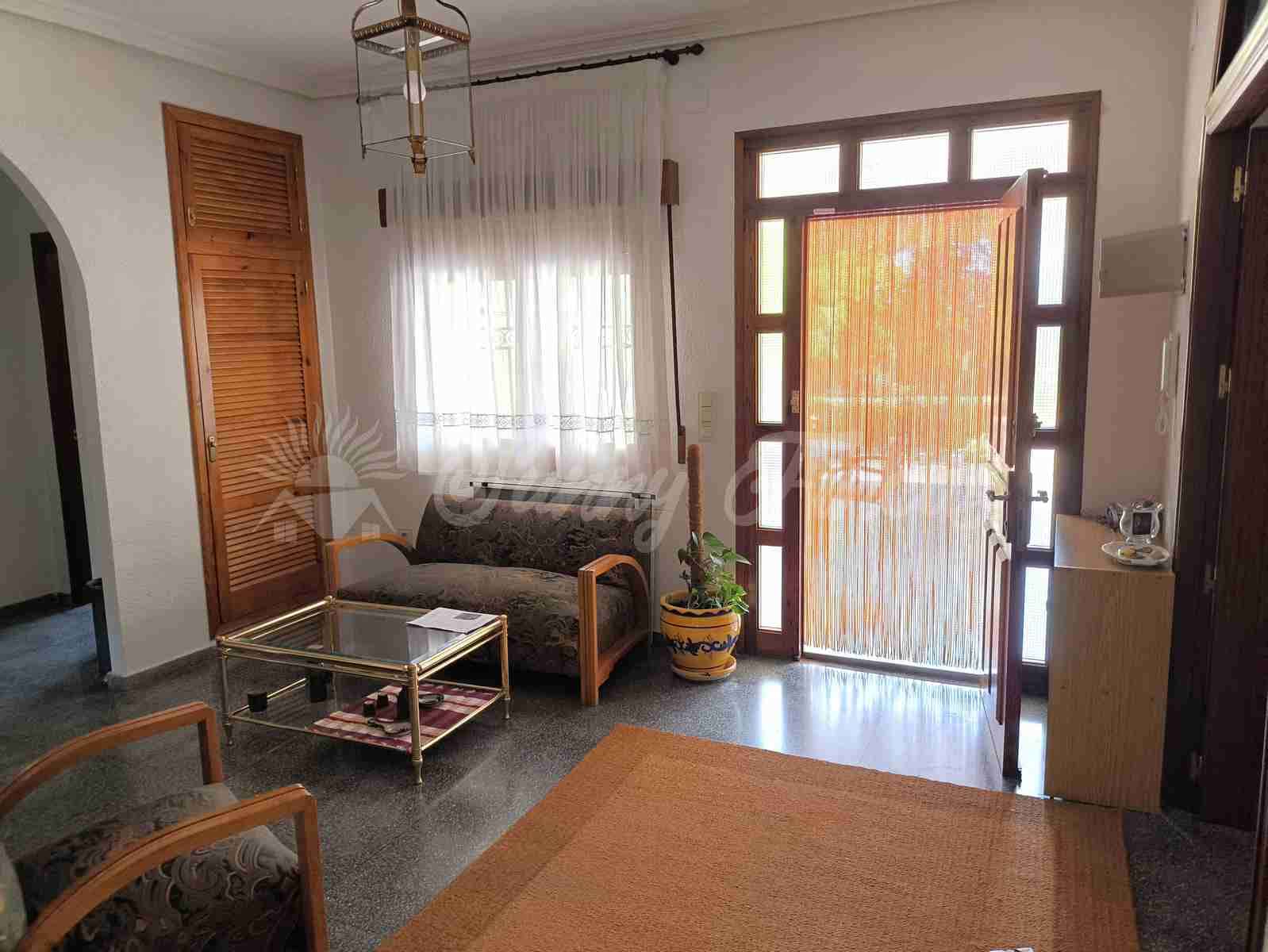 4 soveværelse Rækkehus til salg i Yecla med swimmingpool garage - € 325.000 (Ref: 9033553)