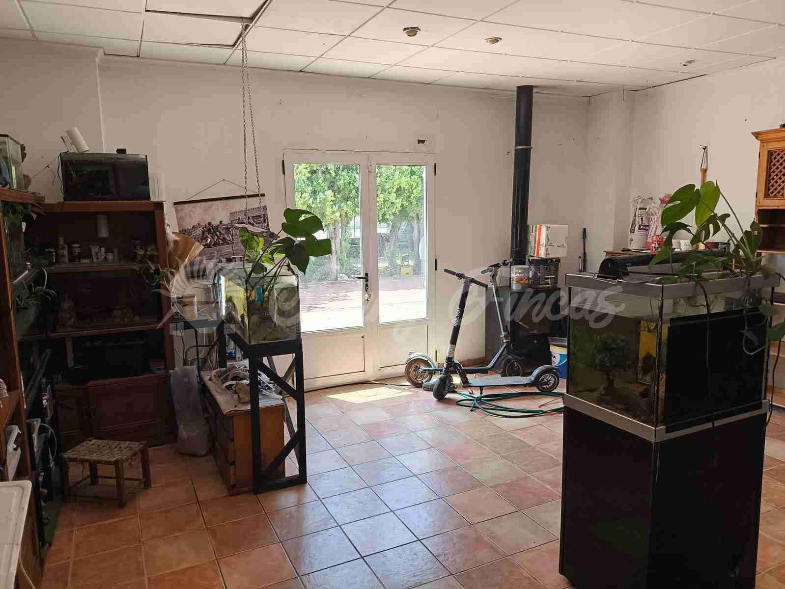 6 slaapkamer Finca/Landhuis te koop in Villena met zwembad garage - € 369.000 (Ref: 9092183)