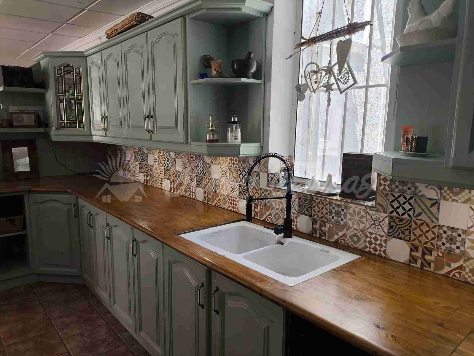 6 slaapkamer Finca/Landhuis te koop in Villena met zwembad garage - € 369.000 (Ref: 9092183)