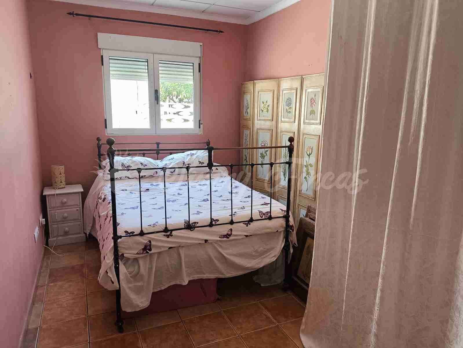 6 slaapkamer Finca/Landhuis te koop in Villena met zwembad garage - € 369.000 (Ref: 9092183)