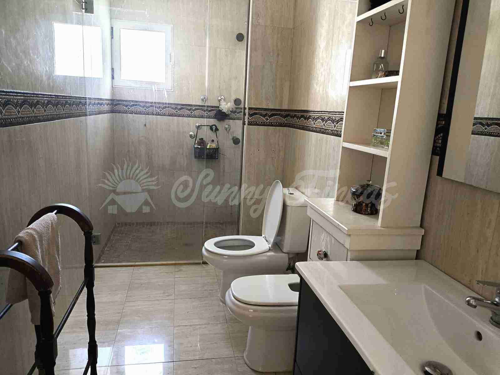 6 slaapkamer Finca/Landhuis te koop in Villena met zwembad garage - € 369.000 (Ref: 9092183)