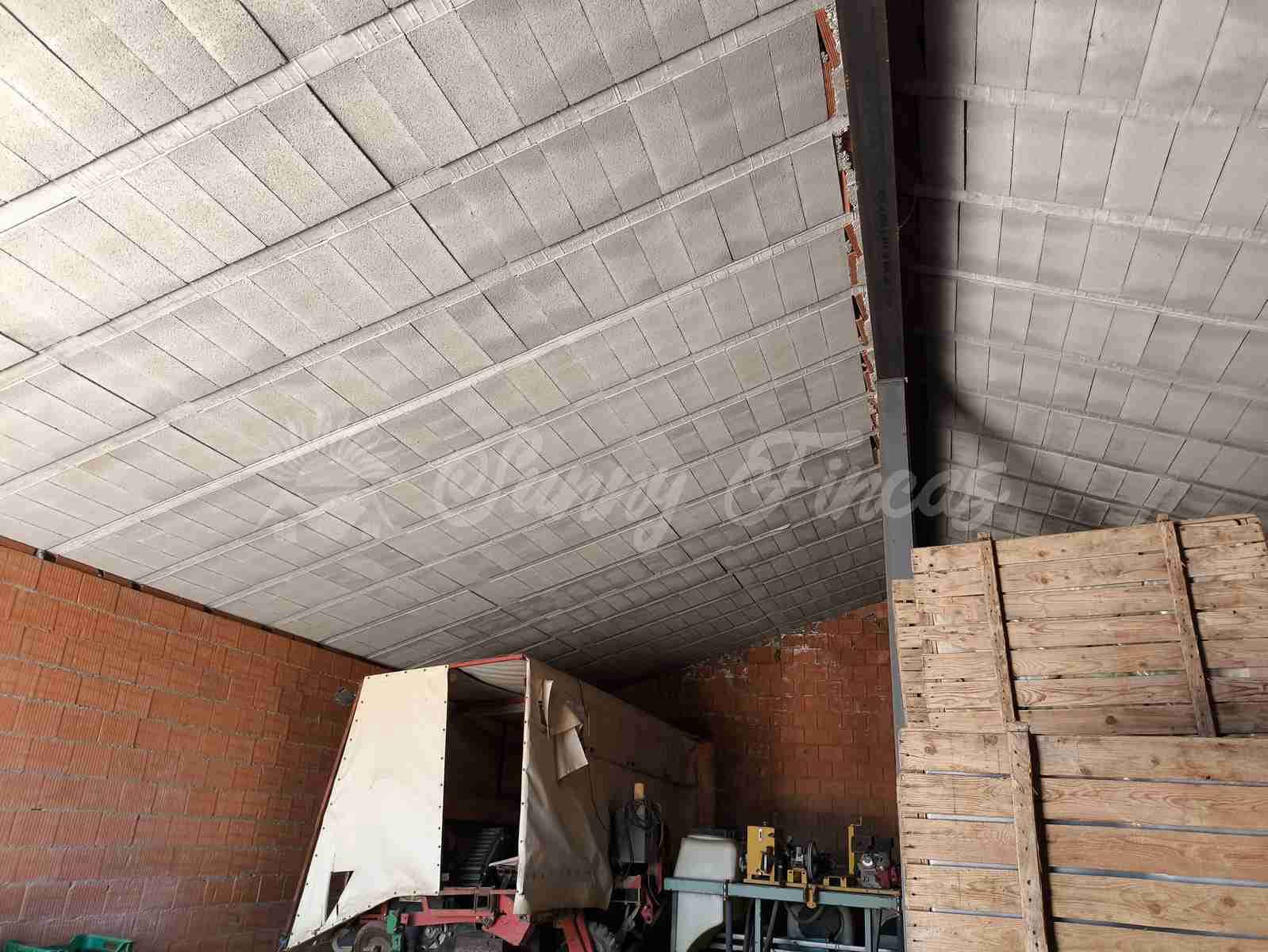 Finca/Landehus til salg i Caudete - € 95.000 (Ref: 9219494)