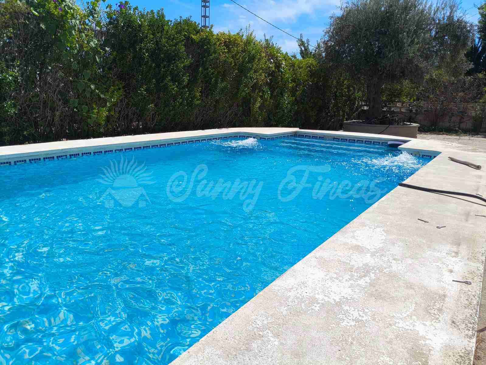 4 soveværelse Villa til salg i Benejama / Beneixama med swimmingpool garage - € 179.950 (Ref: 9221453)