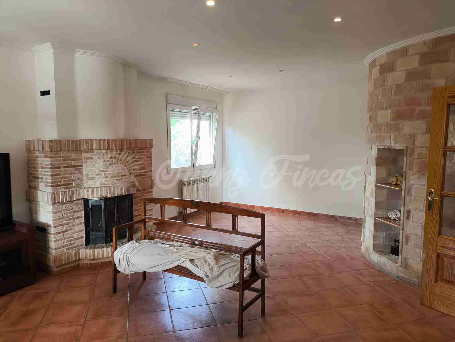 4 soveværelse Villa til salg i Yecla med garage - € 299.000 (Ref: 9282581)