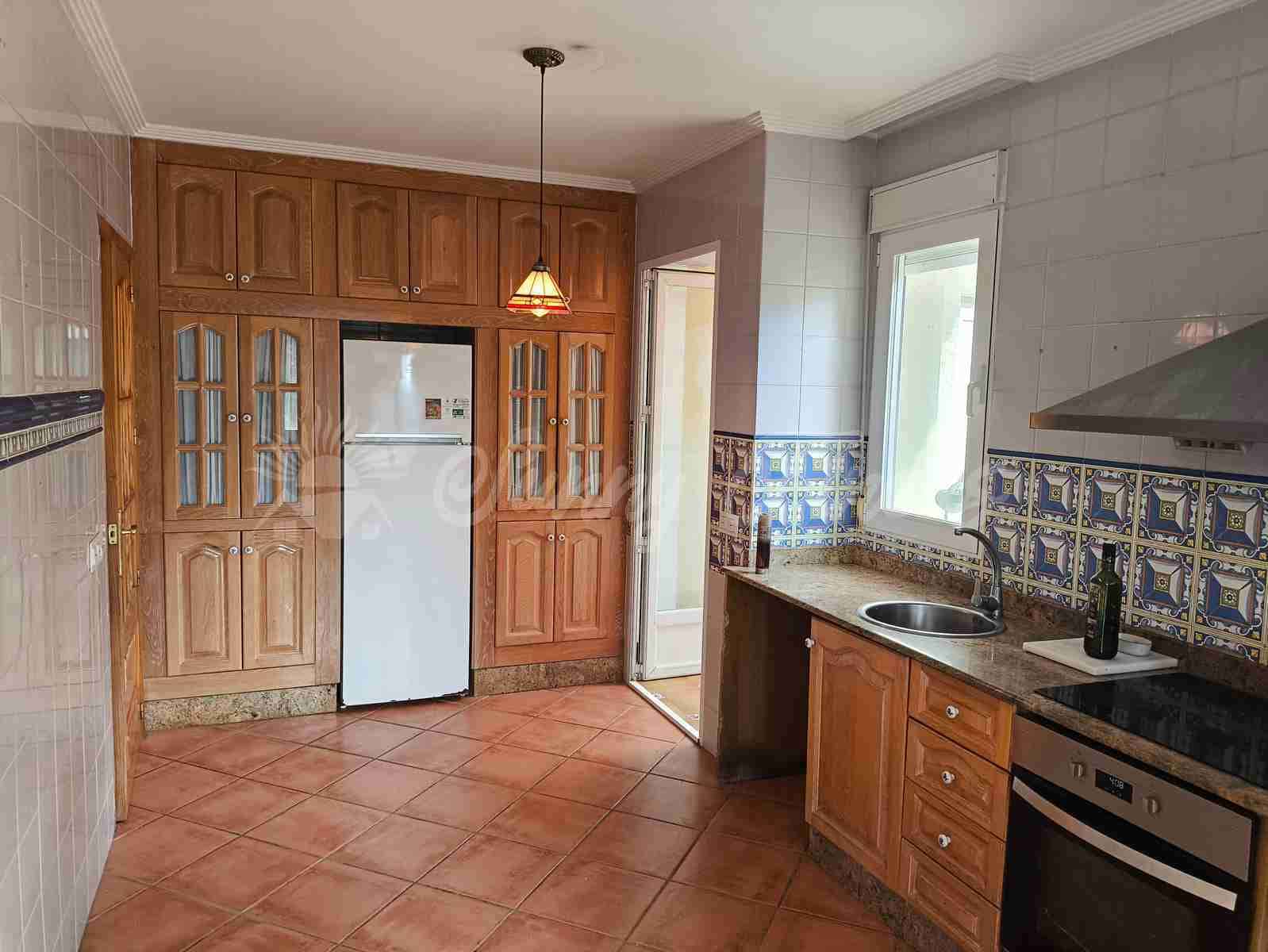 4 soveværelse Villa til salg i Yecla med garage - € 299.000 (Ref: 9282581)