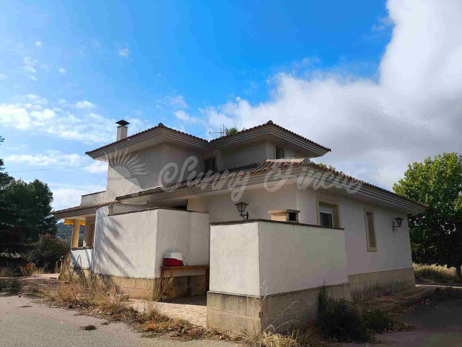 4 soveværelse Villa til salg i Yecla med garage - € 299.000 (Ref: 9282581)