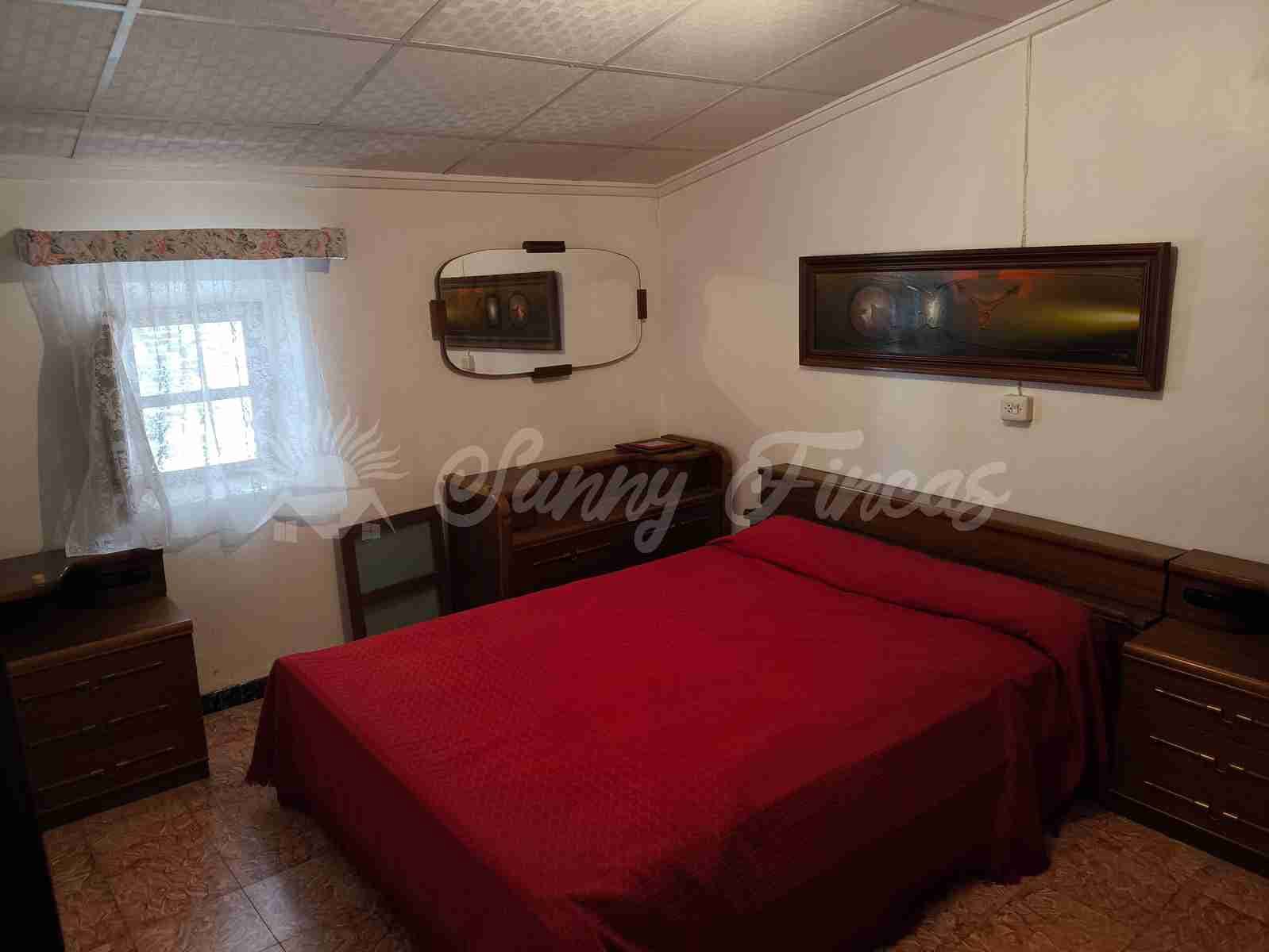 5 bedroom Townhouse for sale in Raspay - € 74,995 (Ref: 9340068)