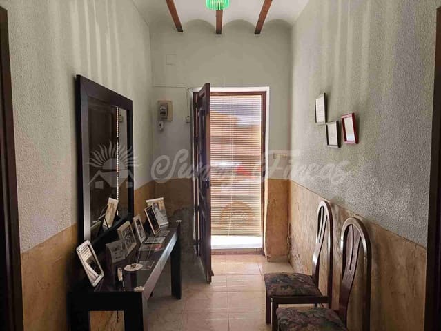 5 bedroom Townhouse for sale in Raspay, Yecla - € 74,995 (Ref: 9340068)