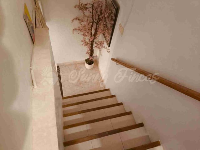 5 bedroom Townhouse for sale in Raspay, Yecla - € 74,995 (Ref: 9340068)