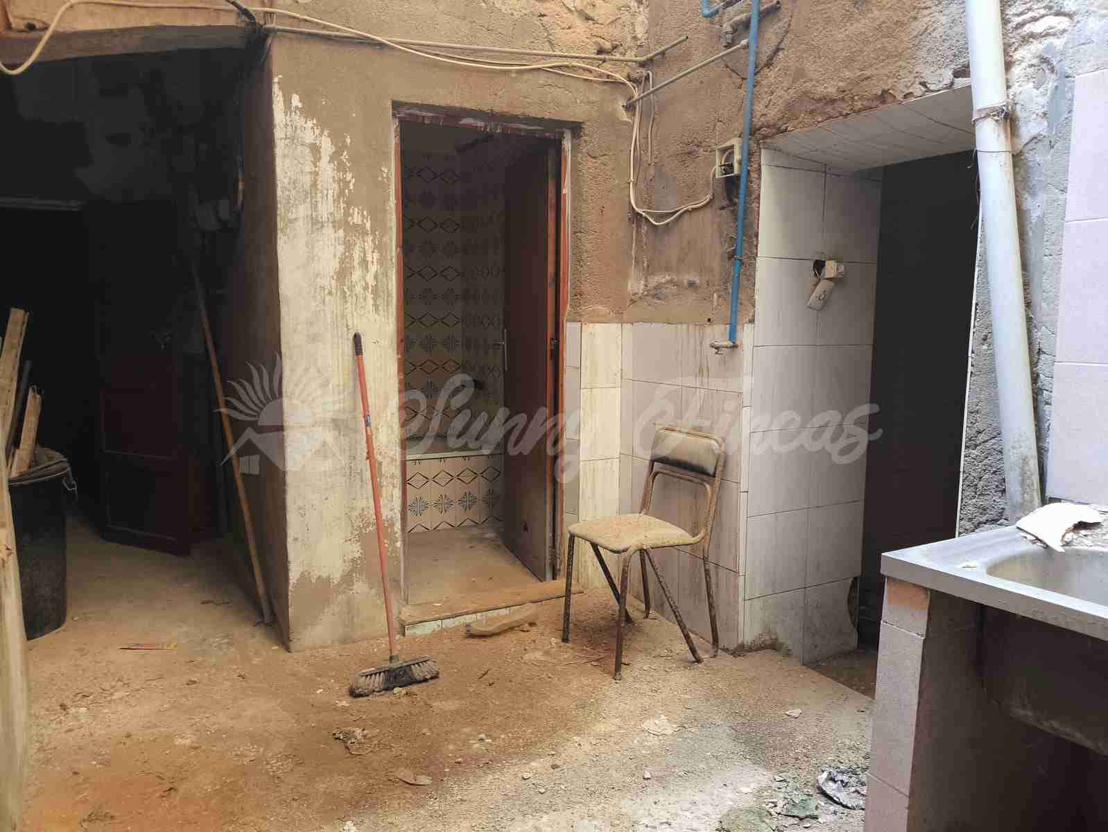 6 camera da letto Casa in vendita in Pinoso con garage - 75.000 € (Rif: 9340169)