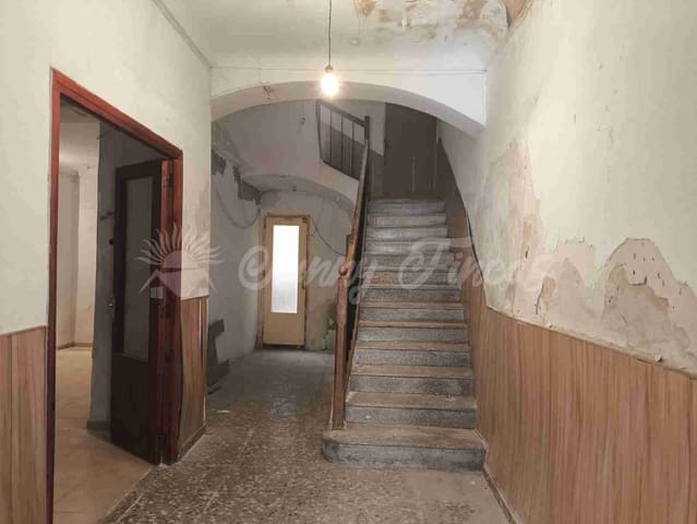 6 sovrum Hus till salu i Pinoso med garage - 75 000 € (Ref: 9340169)