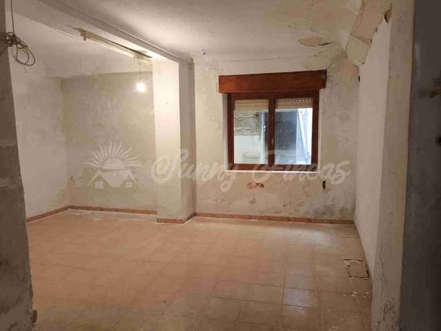 6 sovrum Hus till salu i Pinoso med garage - 75 000 € (Ref: 9340169)