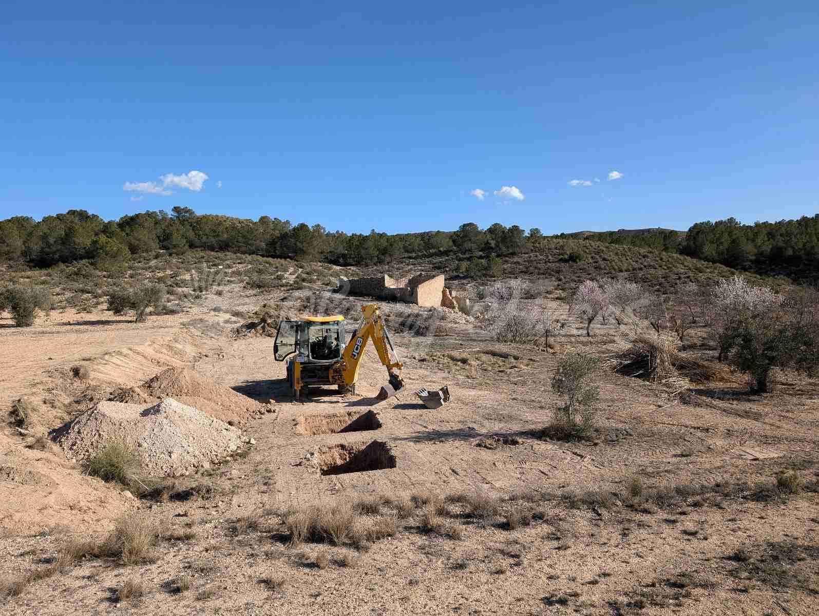 Ruin till salu i Yecla - 30 000 € (Ref: 9400028)