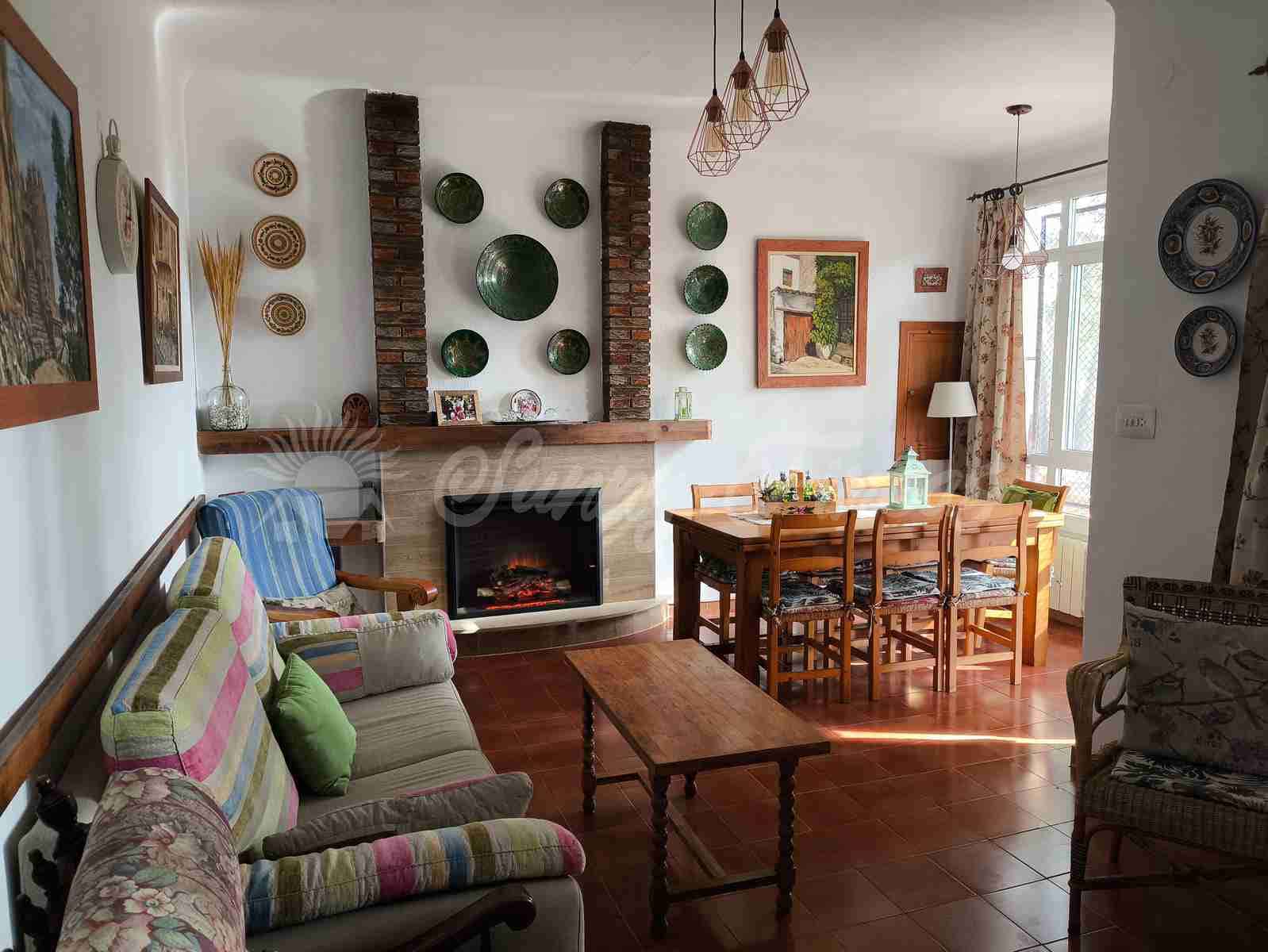 4 slaapkamer Finca/Landhuis te koop in Almansa met zwembad garage - € 235.000 (Ref: 9404572)