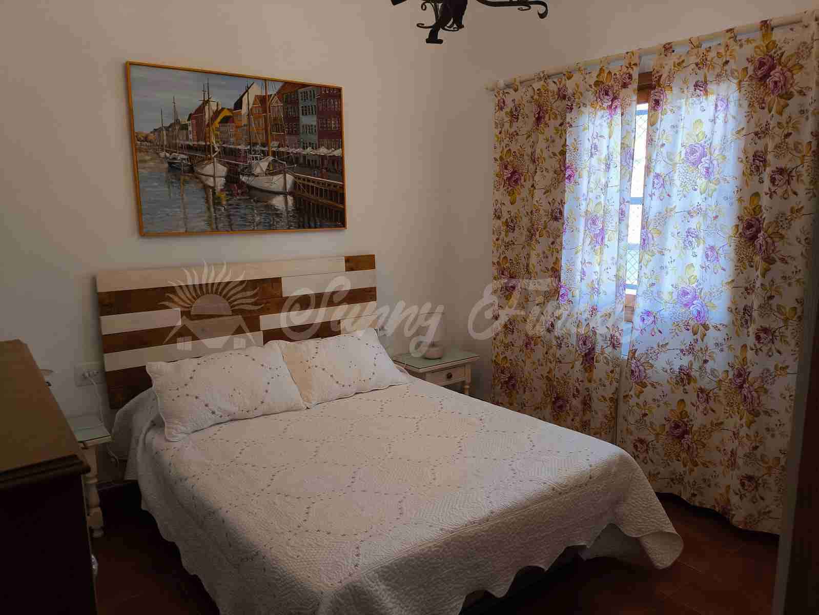 4 slaapkamer Finca/Landhuis te koop in Almansa met zwembad garage - € 235.000 (Ref: 9404572)