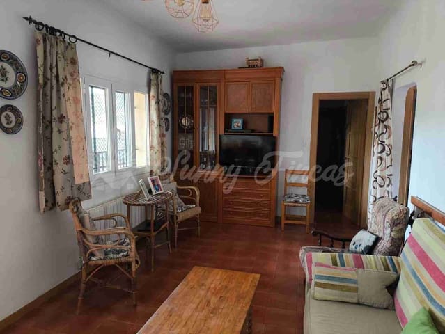 4 slaapkamer Finca/Landhuis te koop in Almansa met zwembad garage - € 235.000 (Ref: 9404572)