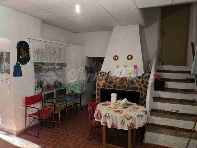 3 sypialnia Finka/Dom wiejski na sprzedaż w Yecla z garażem - 63 000 € (Ref: 9417680)