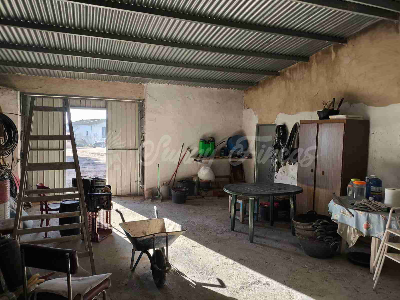 3 chambre Finca/Maison de Campagne à vendre à Yecla avec garage - 63 000 € (Ref: 9417680)